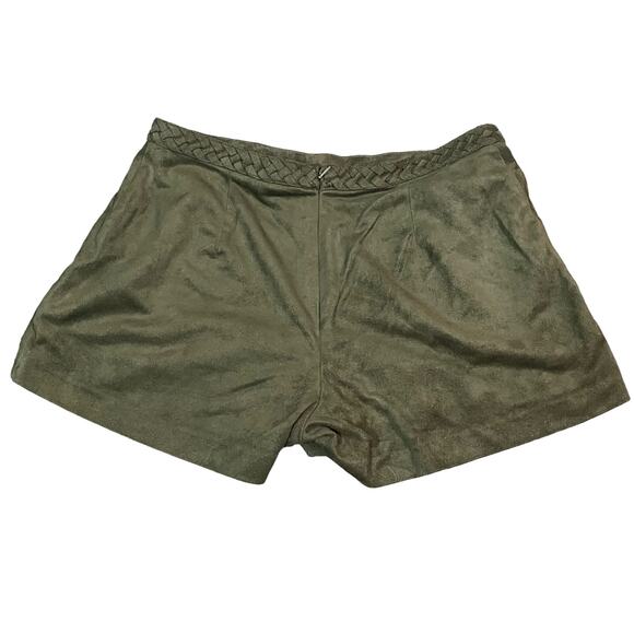 Gianni Bini High Rise Back Zip Shorts Women’s Size S Faux Suede Olive Green - Picture 2 of 10